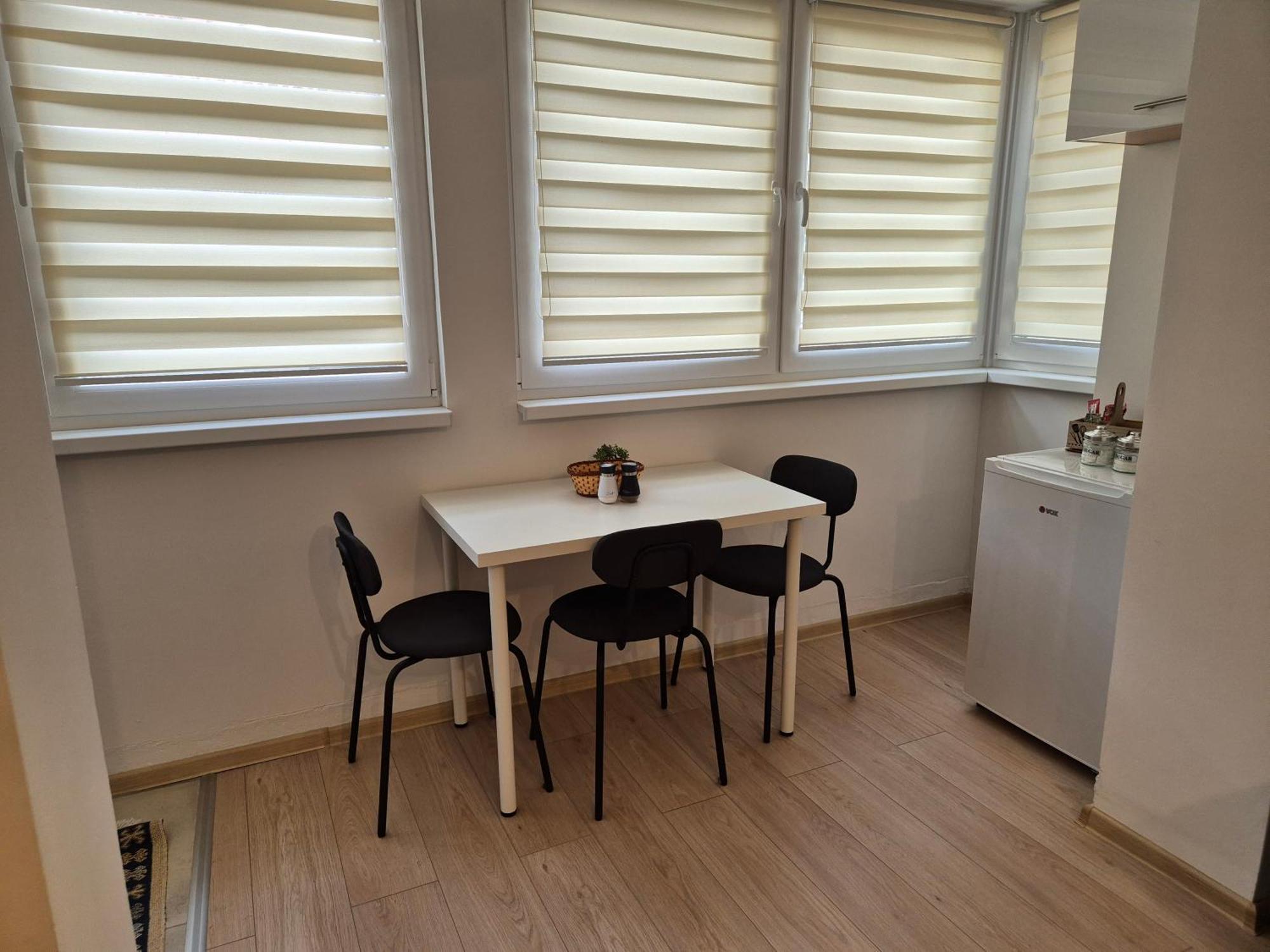 Old Town Bistrik - Free Parking Apartment Sarajevo Ngoại thất bức ảnh